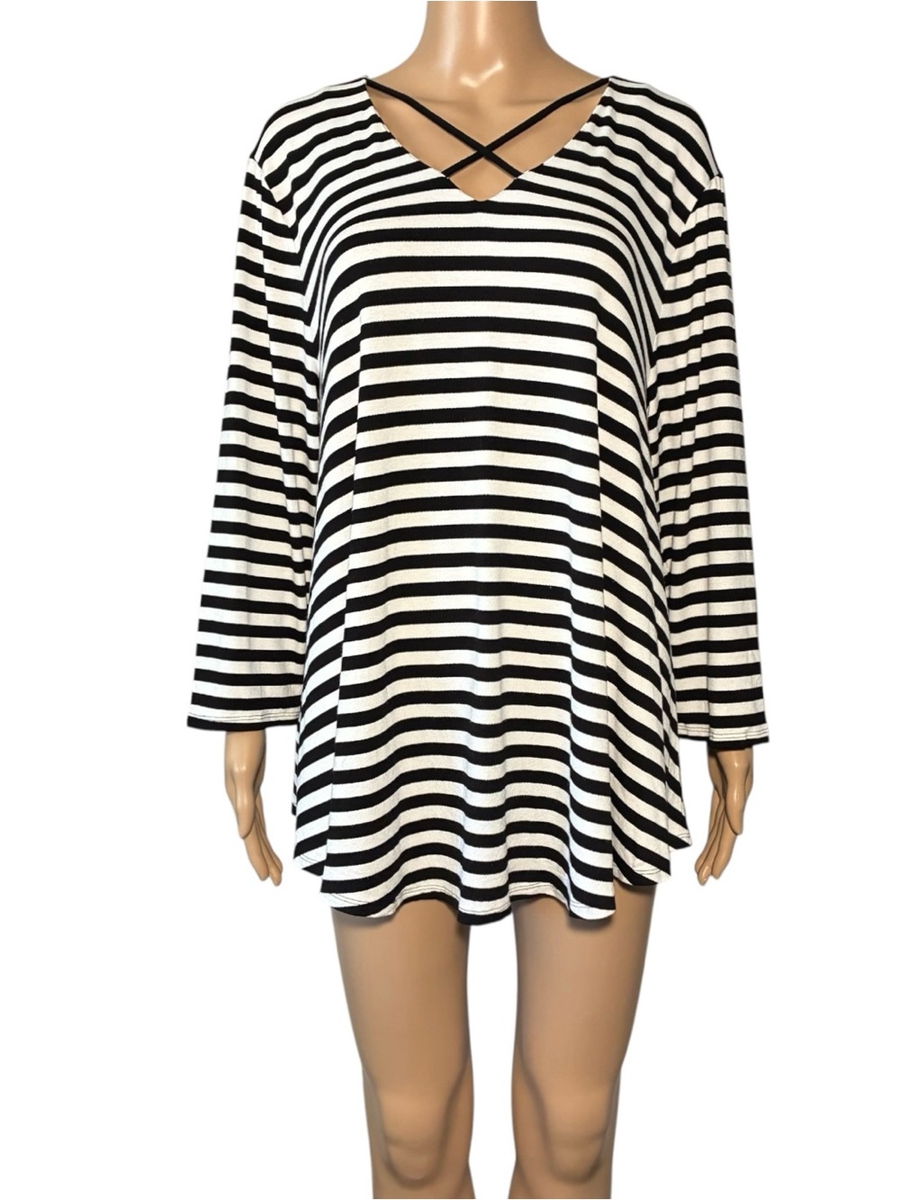 Chico's Women's Tunic Blouse XL Black White Striped Rayon Blend Flare Sleeve